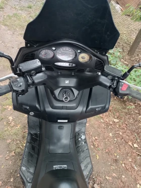 Honda Silver Wing Скутер, снимка 11