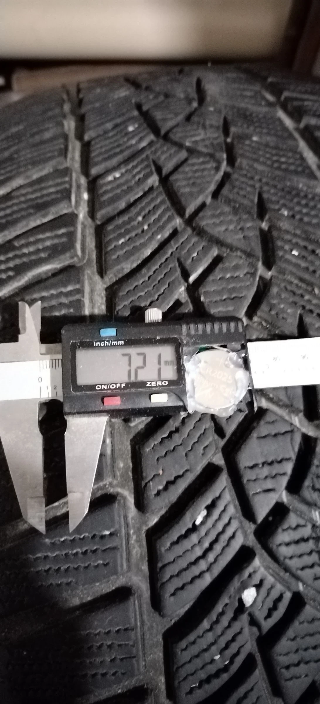 ���� 235/45R18 | Mobile.bg � ����������� 2