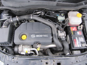 Opel Astra, снимка 15 - Автомобили и джипове - 43710589