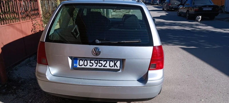 VW Bora, снимка 3 - Автомобили и джипове - 47706182