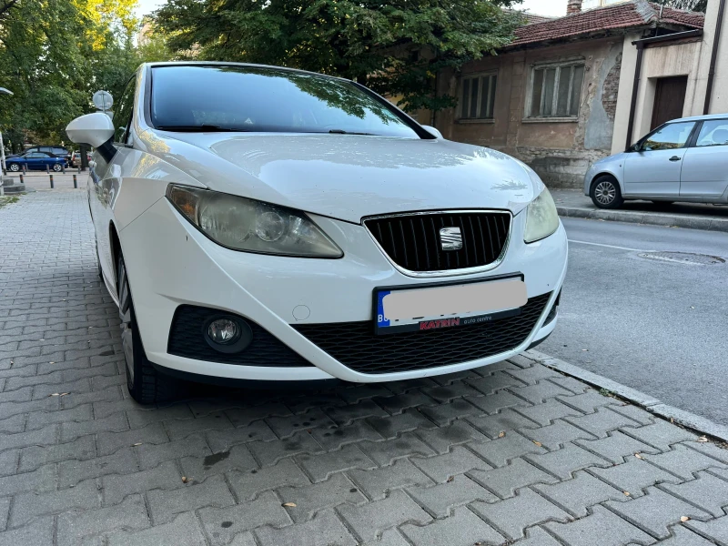 Seat Ibiza, снимка 1 - Автомобили и джипове - 47793046