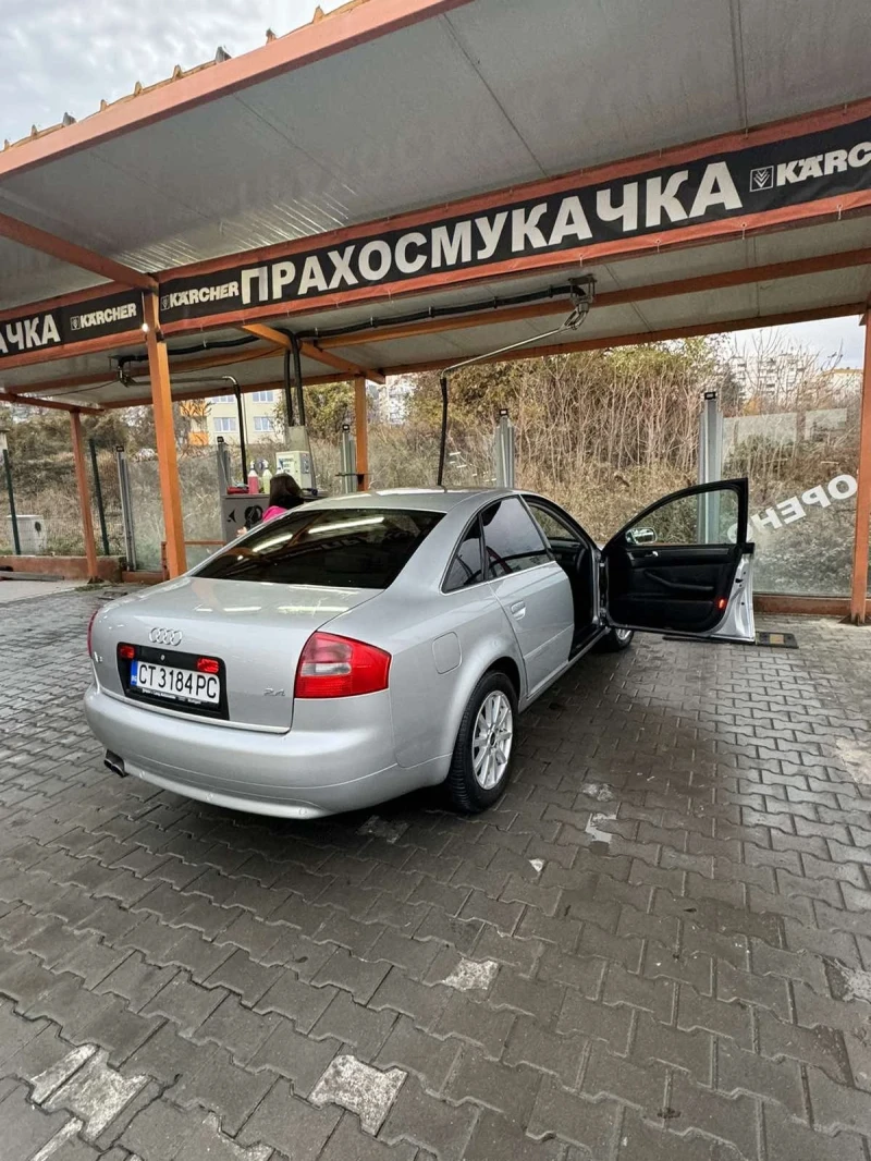 Audi A6 2.4, снимка 6 - Автомобили и джипове - 48169456