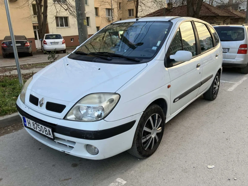 Renault Scenic, снимка 1 - Автомобили и джипове - 49498300