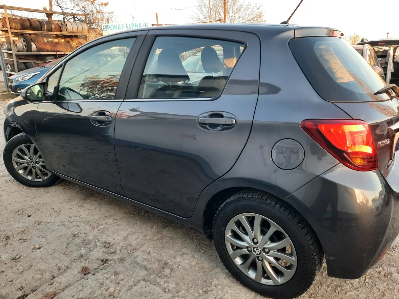 Toyota Yaris 2016та EURO 6B ГАЗ!, снимка 7 - Автомобили и джипове - 48370758