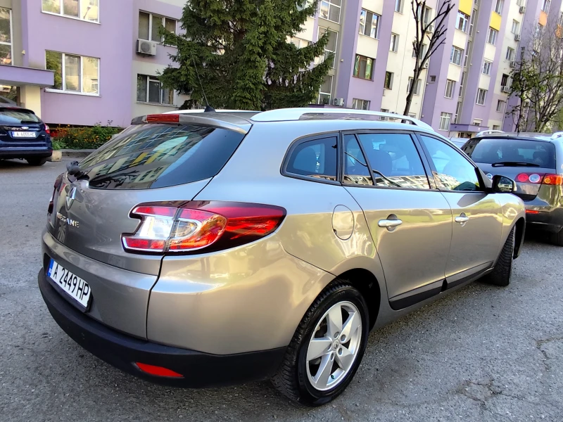 Renault Megane, снимка 4 - Автомобили и джипове - 52454063
