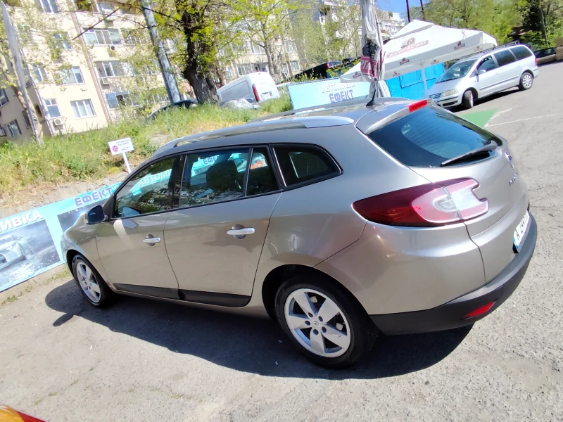 Renault Megane, снимка 5 - Автомобили и джипове - 52454063