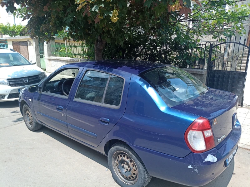 Renault Symbol, снимка 6 - Автомобили и джипове - 52121914