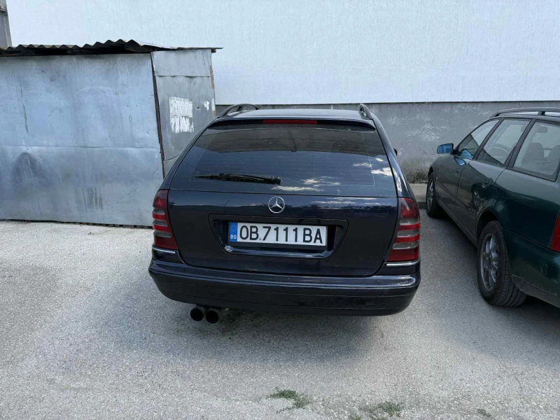 Mercedes-Benz C 220, снимка 5 - Автомобили и джипове - 51969798