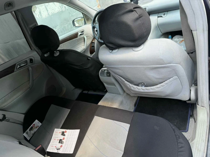 Mercedes-Benz C 220, снимка 6 - Автомобили и джипове - 51969798