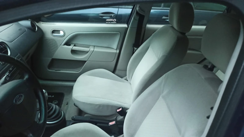 Ford Fiesta TDCI, снимка 4 - Автомобили и джипове - 52132823