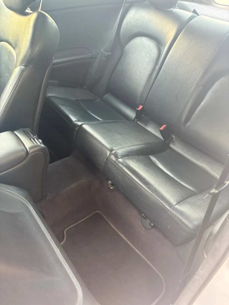 Mercedes-Benz C 200 Kompresor Газ/Бензин, снимка 8 - Автомобили и джипове - 52566325