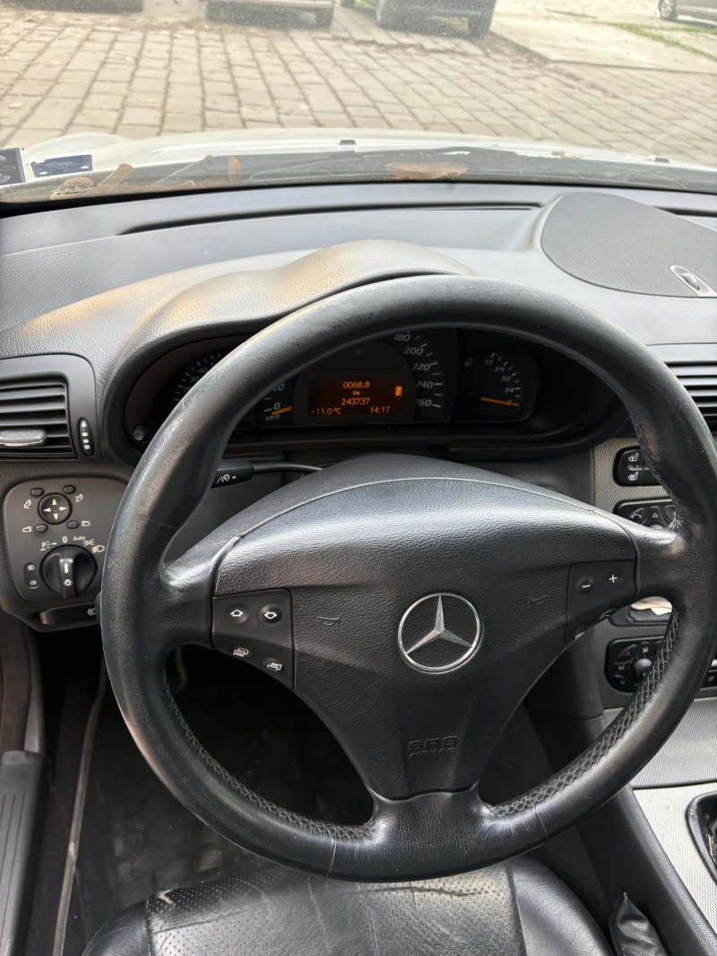 Mercedes-Benz C 200 Kompresor Газ/Бензин, снимка 13 - Автомобили и джипове - 52566325