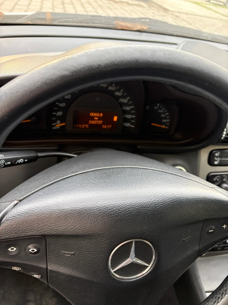 Mercedes-Benz C 200 Kompresor Газ/Бензин, снимка 12 - Автомобили и джипове - 52566325