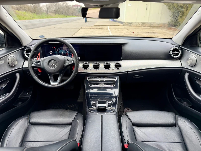 Mercedes-Benz E 220 9G Tronic, снимка 11 - Автомобили и джипове - 52857046