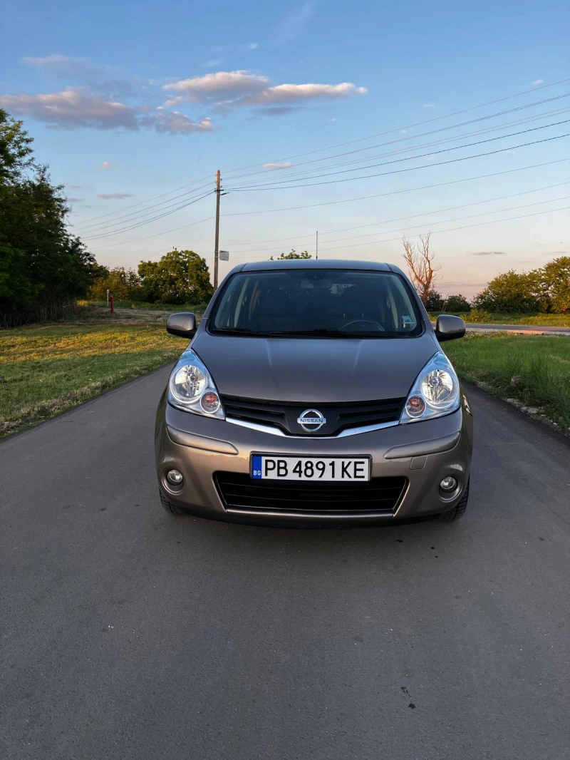 Nissan Note 1.6 Бензин, Facelift, снимка 2 - Автомобили и джипове - 52857265