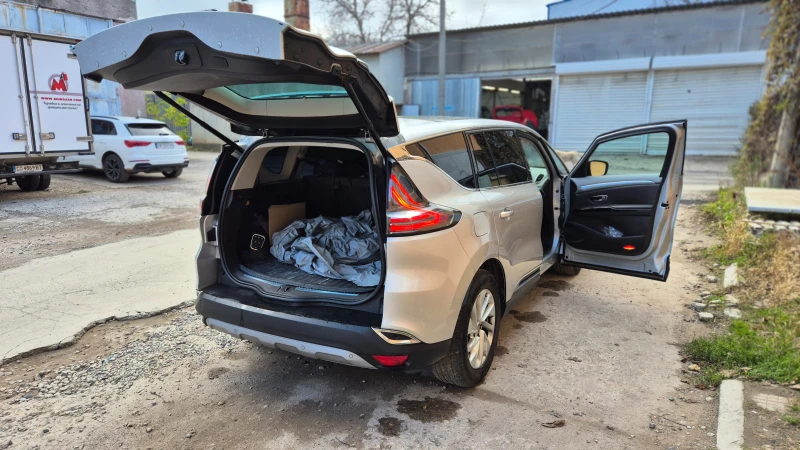 Renault Espace, снимка 10 - Автомобили и джипове - 52937365