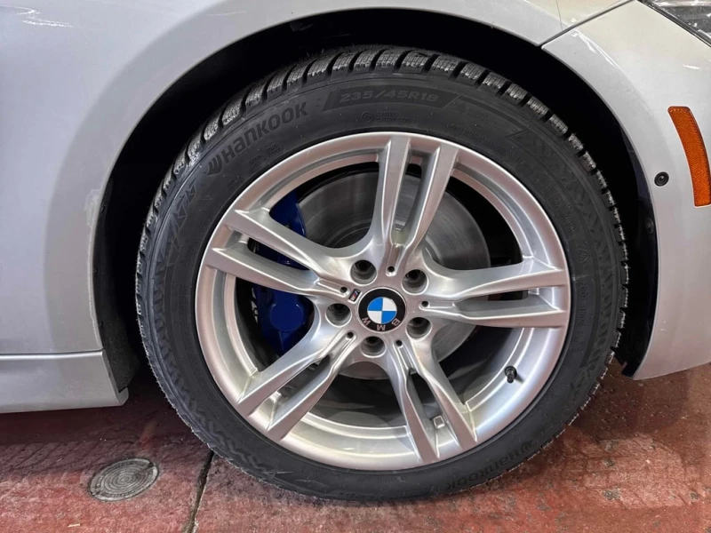 BMW 340 * 340i xDrive * CARFAX * БЕЗ ПЪРВОНАЧАЛНА ВНОСКА, снимка 12 - Автомобили и джипове - 52940756