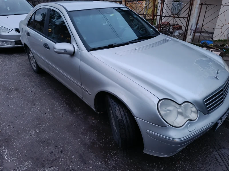 Mercedes-Benz C 200 W203, снимка 2 - Автомобили и джипове - 53204669