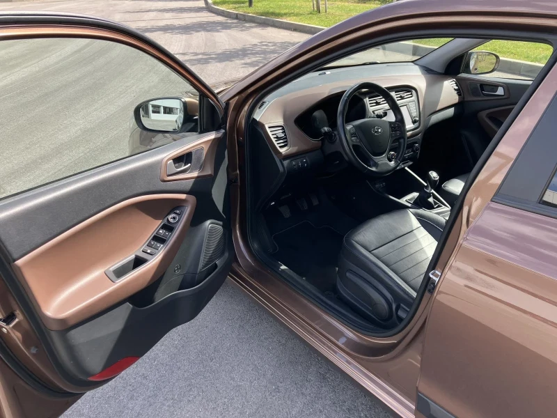 Hyundai I20 1.0Т, снимка 5 - Автомобили и джипове - 53214569