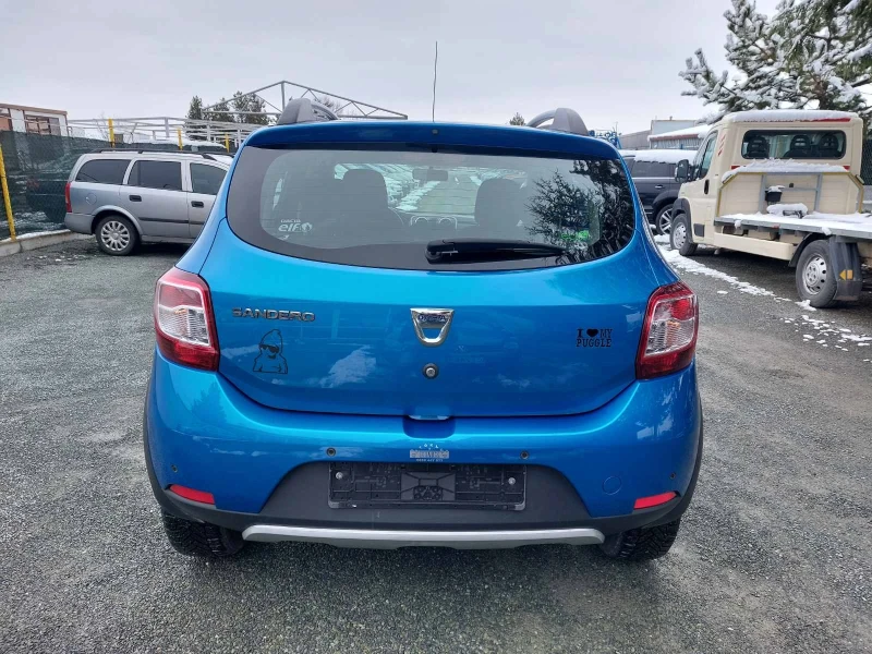 Dacia Sandero 1.5, 90кс, снимка 6 - Автомобили и джипове - 53339601