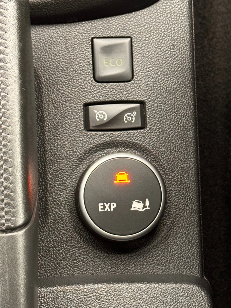 Renault Captur 1.5DCI АВТОМАТ * * * 131124км* * * , снимка 14 - Автомобили и джипове - 53471024