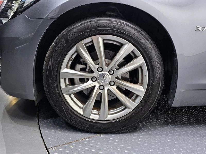 Infiniti Q70 3.7 Automatic, снимка 5 - Автомобили и джипове - 55597783