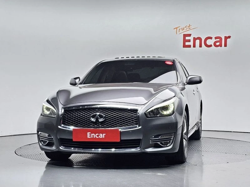 Infiniti Q70 3.7 Automatic, снимка 2 - Автомобили и джипове - 55597783