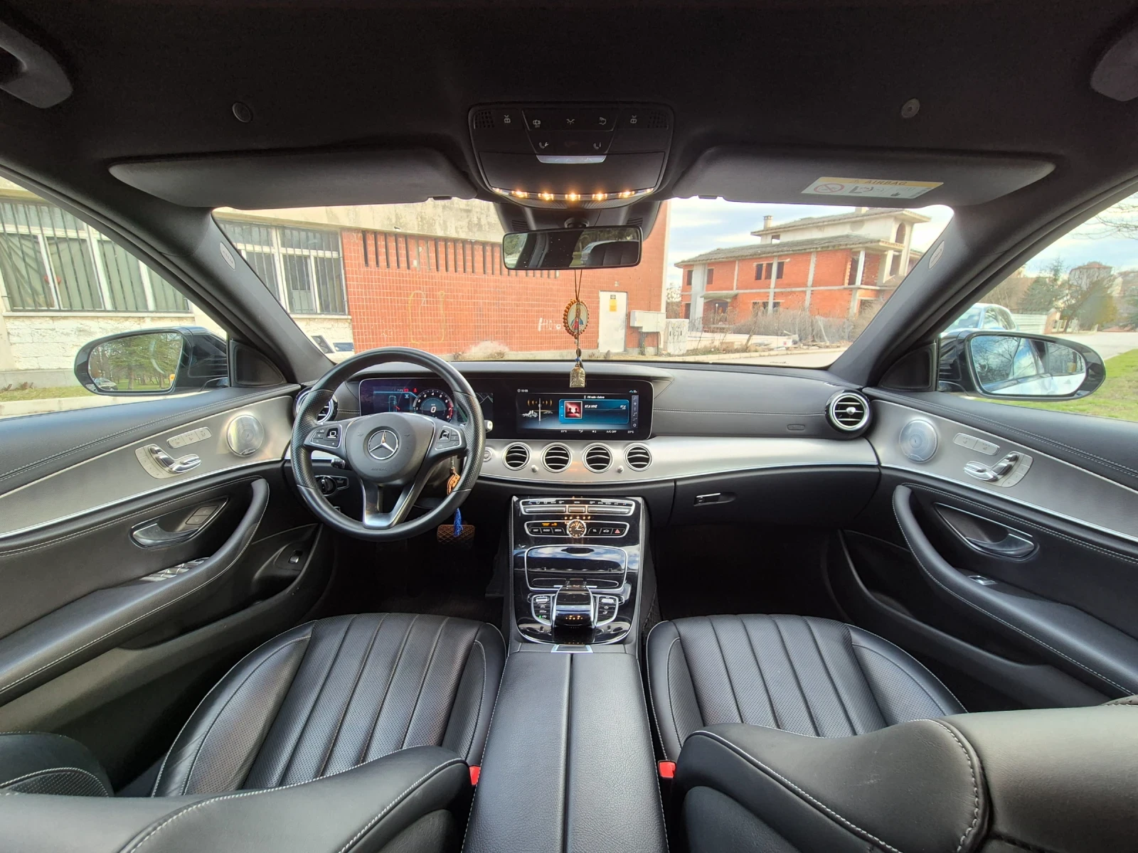 Mercedes-Benz E 400  AMG-LINE-NIGHT/4-Matic/Massage/360 /Distronic | Mobile.bg   14