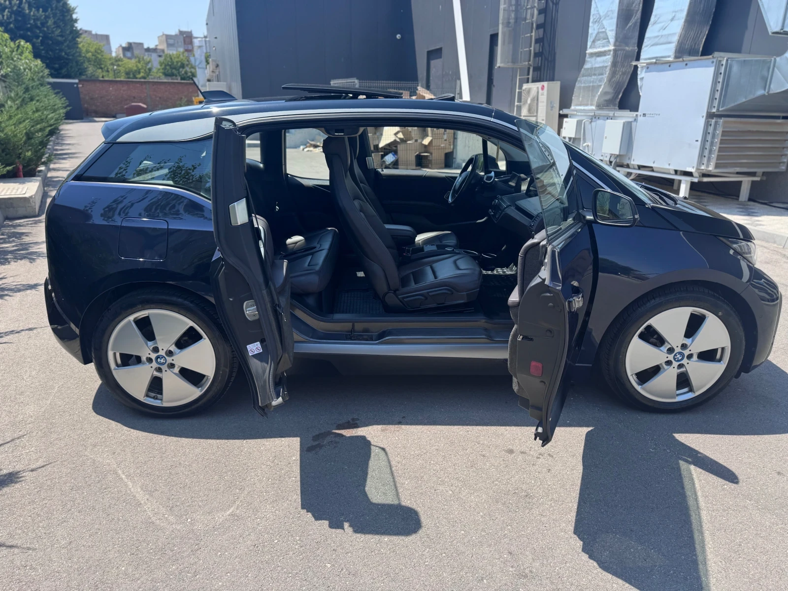 BMW i3 120ah/ Термопомпа/Подгрев/Камера/Full - изображение 8
