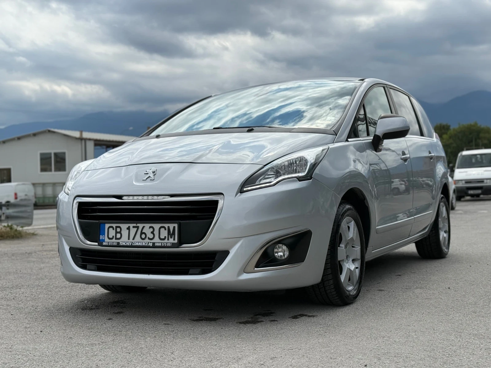 Peugeot 5008 1.6-BLUEHDI-6-speed-EURO-6B-PERFEKT - изображение 3