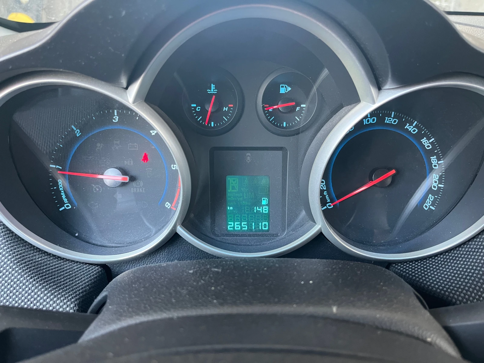 Chevrolet Cruze 2.0 Diesel  - изображение 10