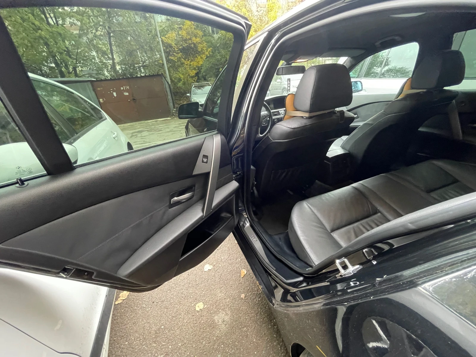 BMW 525 2.5i xDrive / | Mobile.bg   11