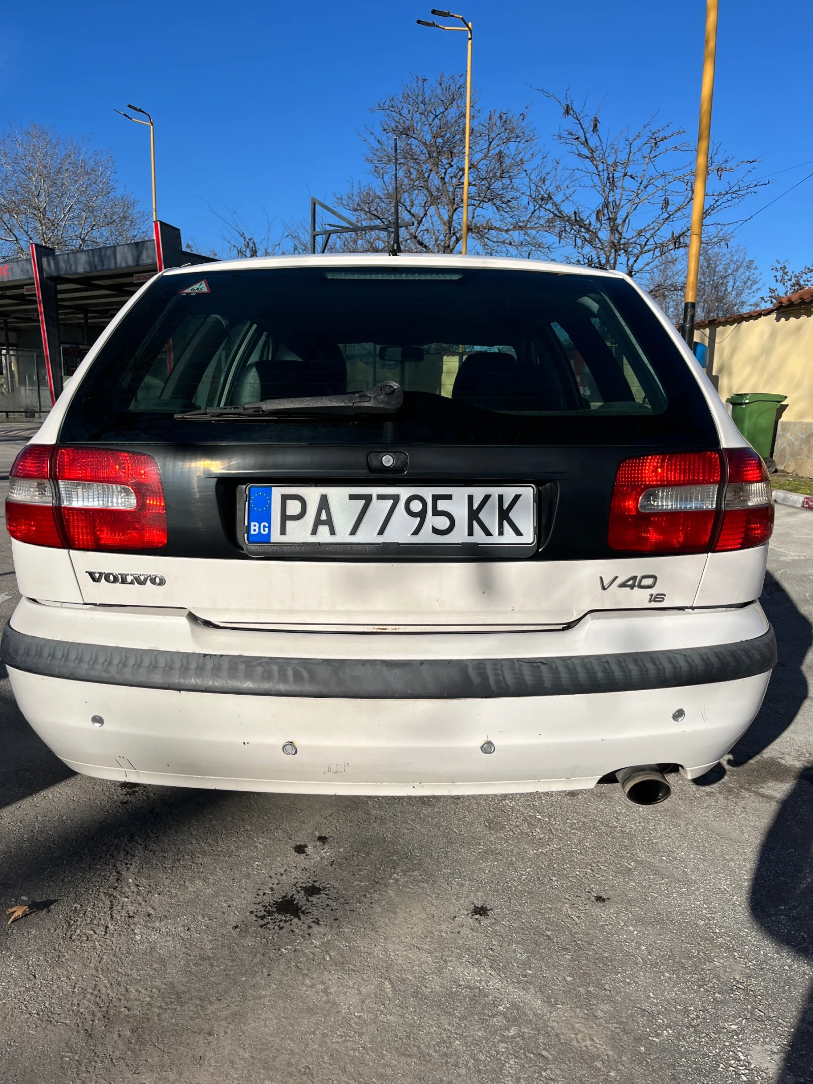 Volvo V40 1.6 - изображение 5