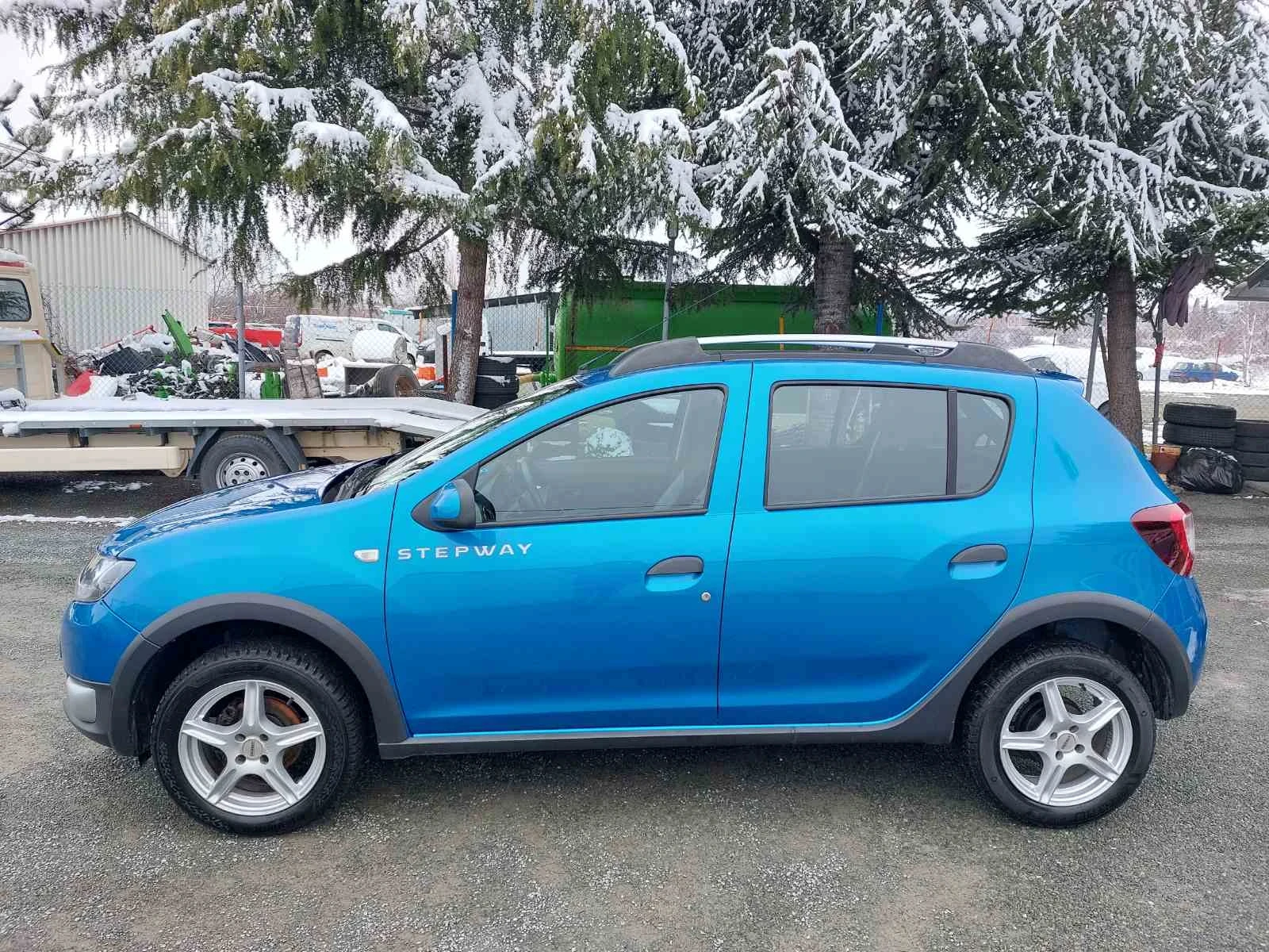 Dacia Sandero 1.5, 90�� | Mobile.bg � ����������� 12