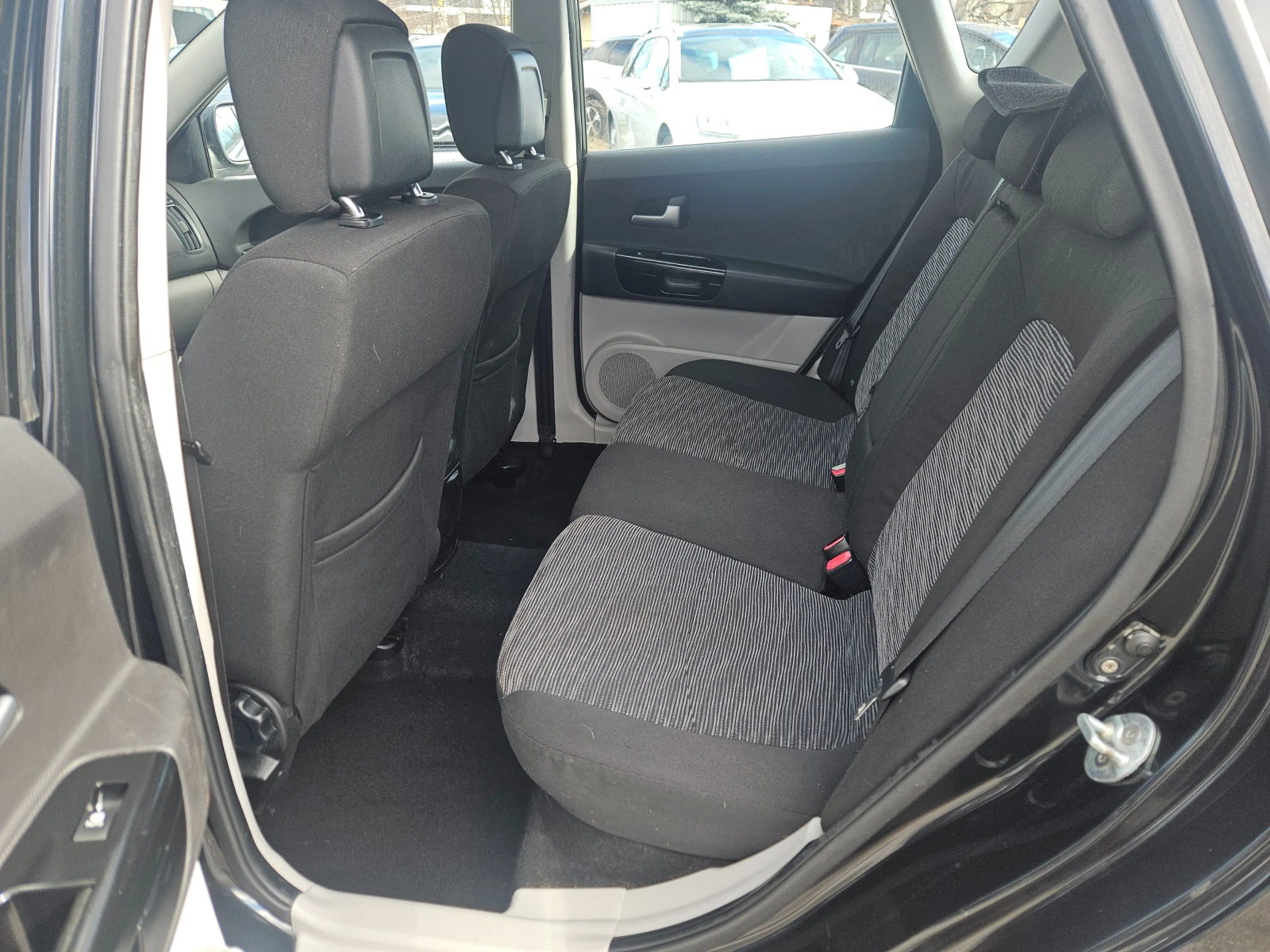 Kia Ceed | Mobile.bg � ����������� 9