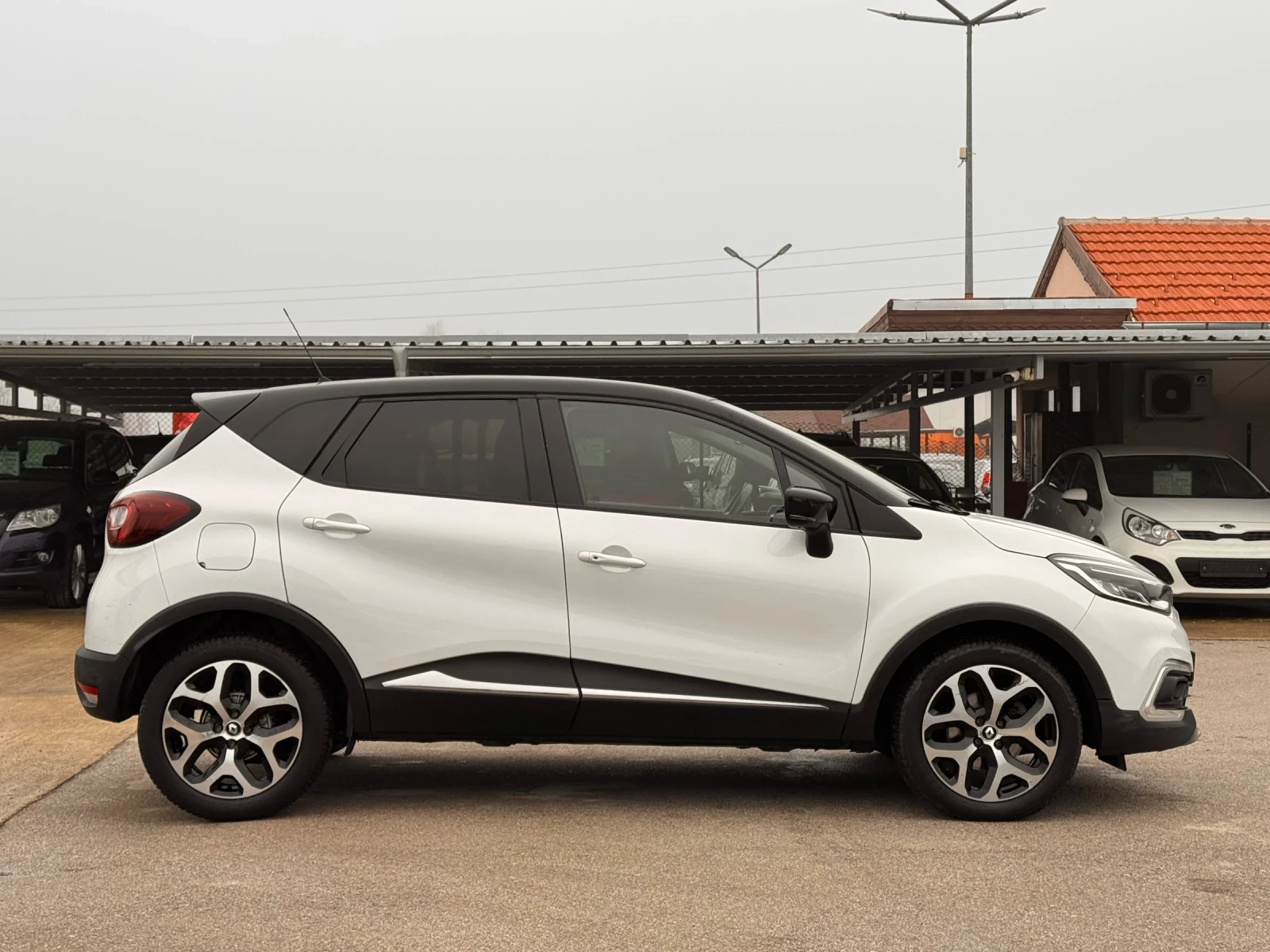 Renault Captur 1.5DCI АВТОМАТ * * * 131124км* * *  - изображение 4