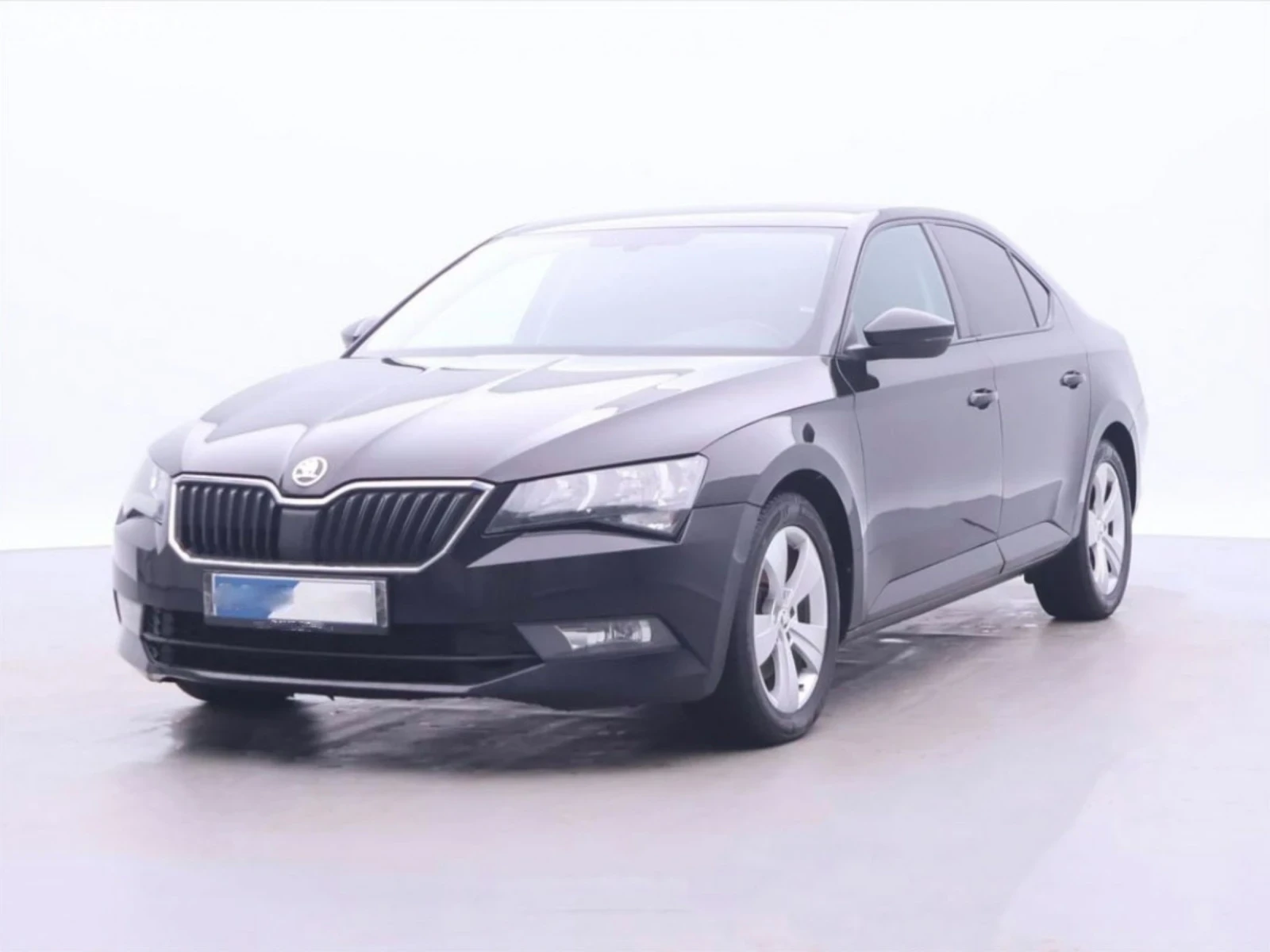 Skoda Superb 2.0 TDI 150кс CarPlay - изображение 4
