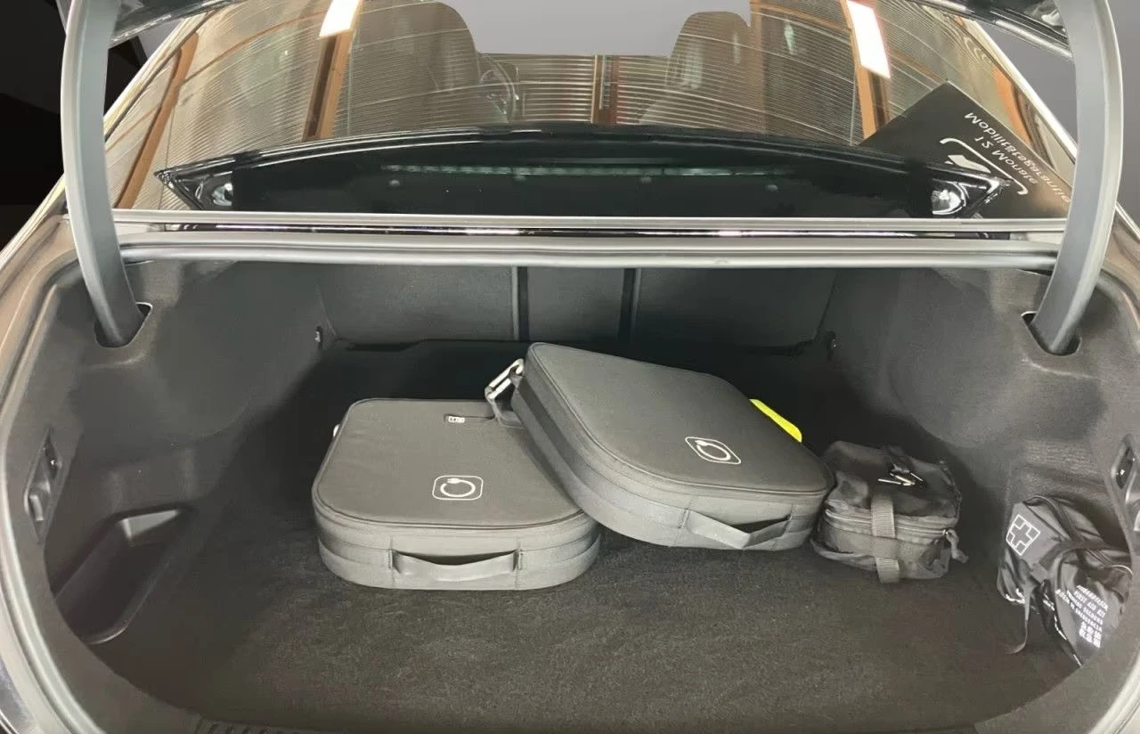 Mercedes-Benz E 300 e/AMG/NIGHT/BURM/360/DISTRONIC/, снимка 14 - Автомобили и джипове - 53889692