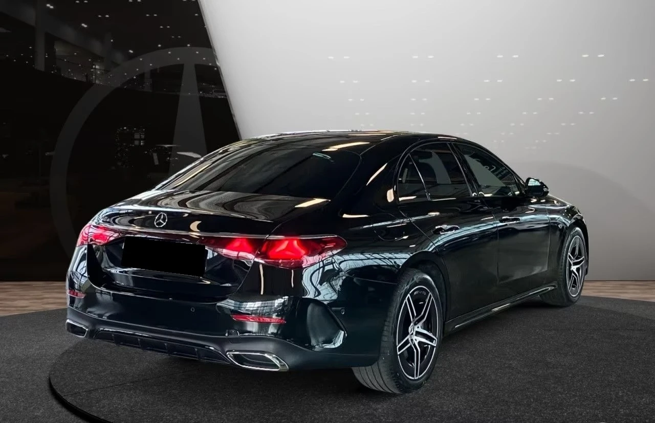 Mercedes-Benz E 300 e/AMG/NIGHT/BURM/360/DISTRONIC/, снимка 4 - Автомобили и джипове - 53889692