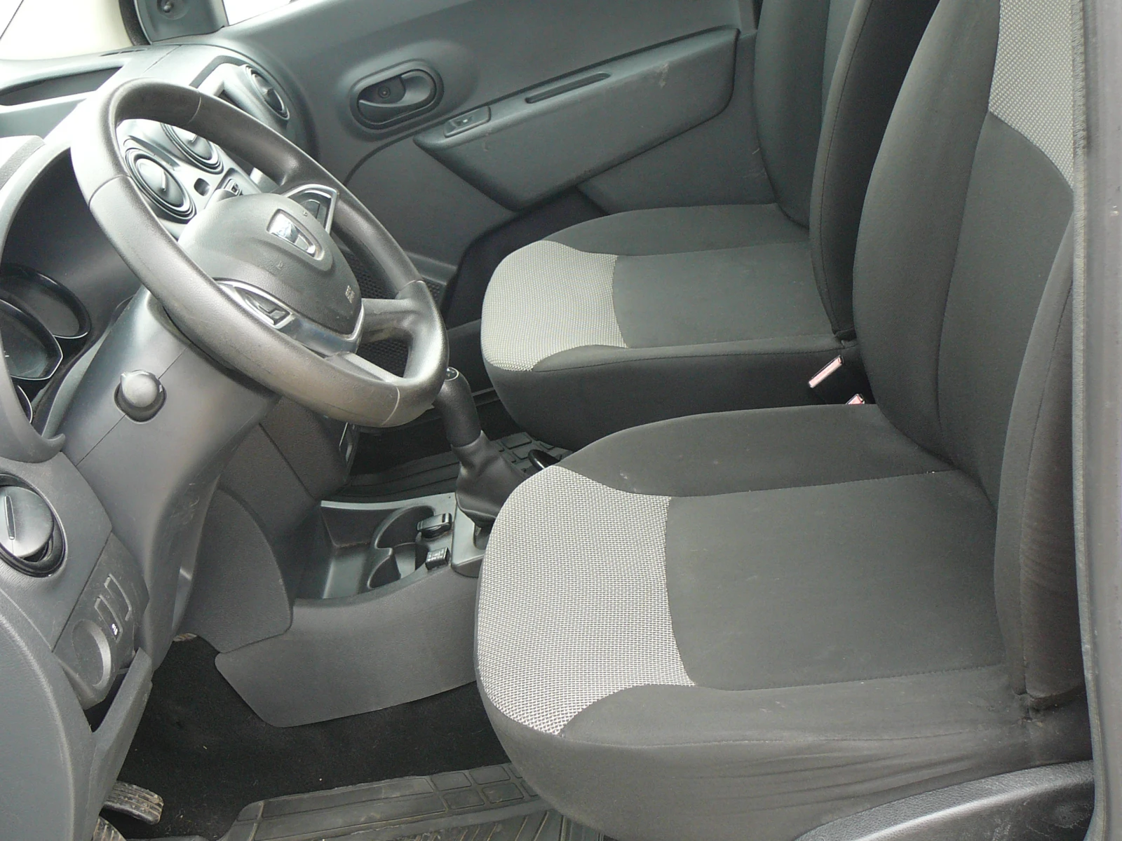 Dacia Dokker 1.6i* газ* клима, снимка 6 - Автомобили и джипове - 53907818