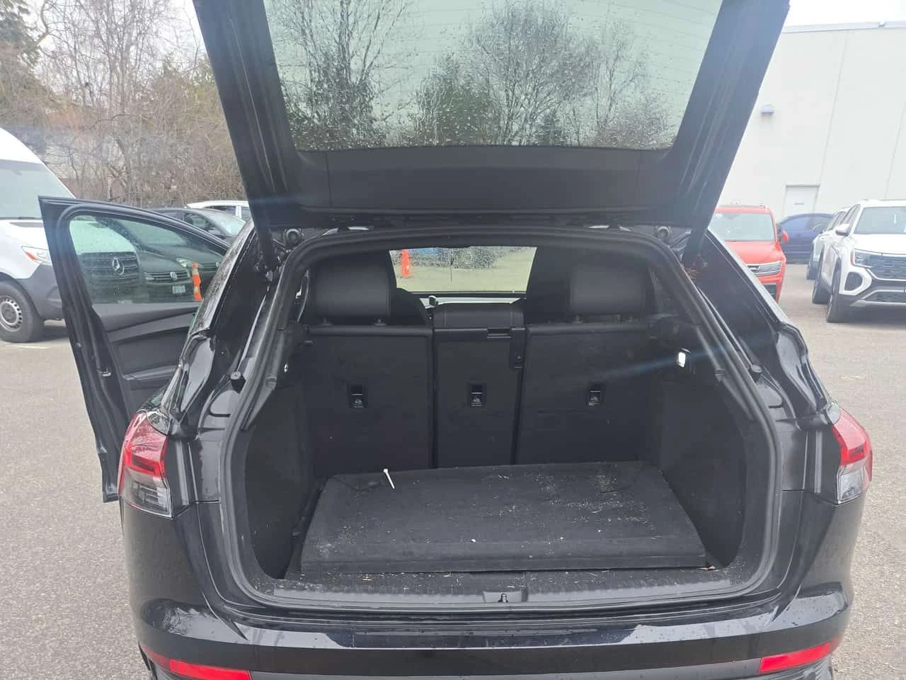 Audi E-Tron * 50 quattro * 2 ����� * 360 * ������� * ����� | Mobile.bg � ����������� 13