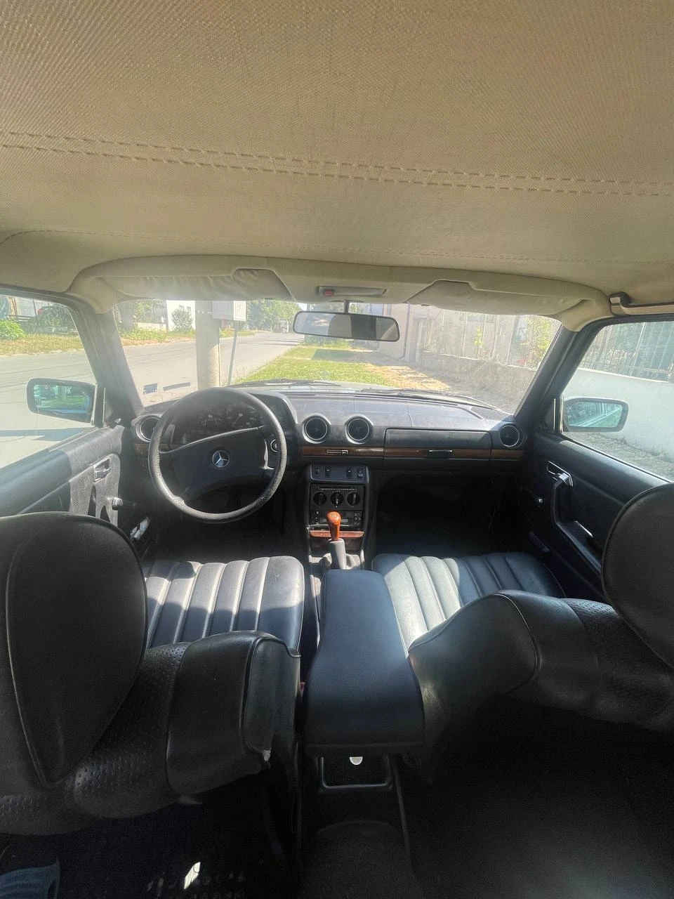 Mercedes-Benz 123 300 D, снимка 12 - Автомобили и джипове - 54193892