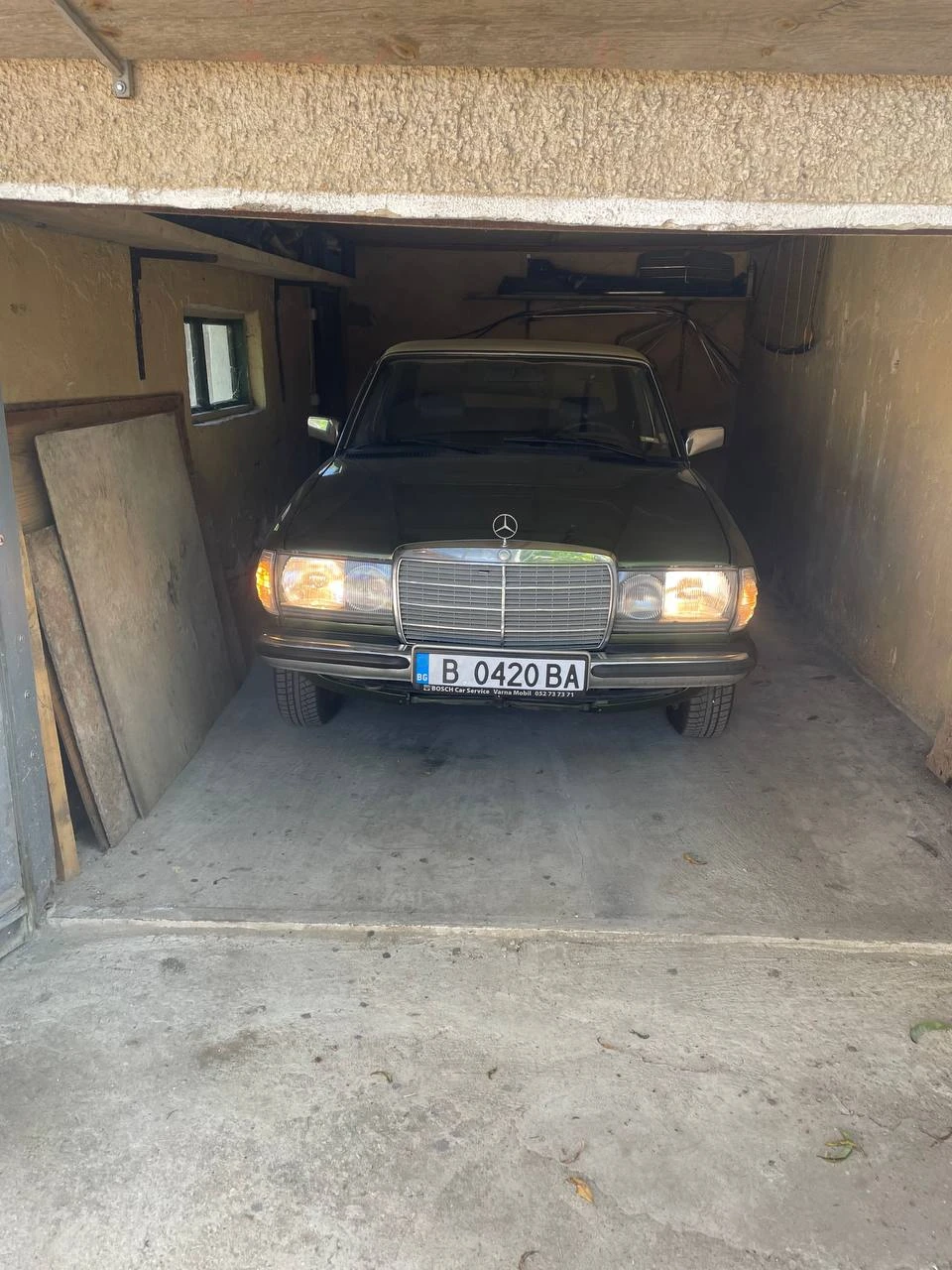 Mercedes-Benz 123 300 D, снимка 7 - Автомобили и джипове - 54193892