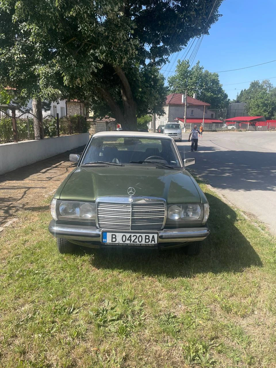 Mercedes-Benz 123 300 D, снимка 4 - Автомобили и джипове - 54193892