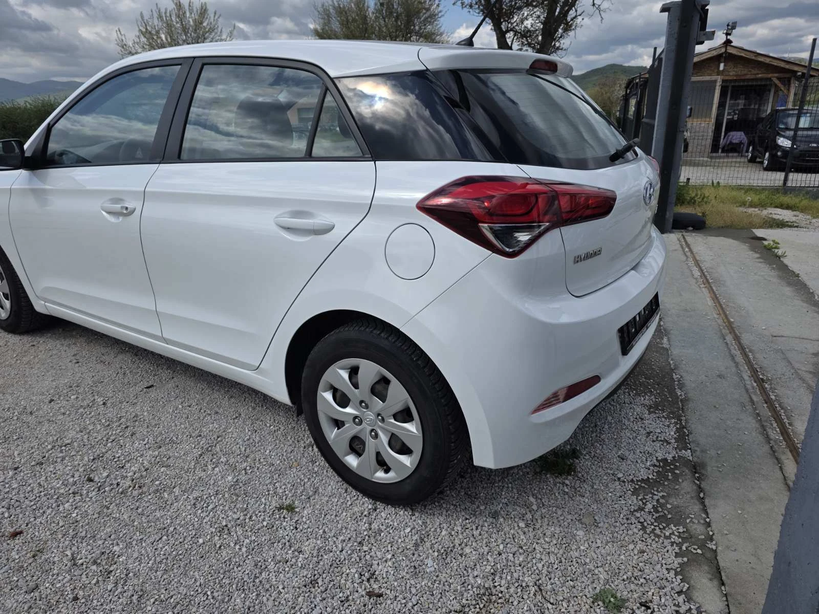 Hyundai I20 1.2, снимка 9 - Автомобили и джипове - 54280214