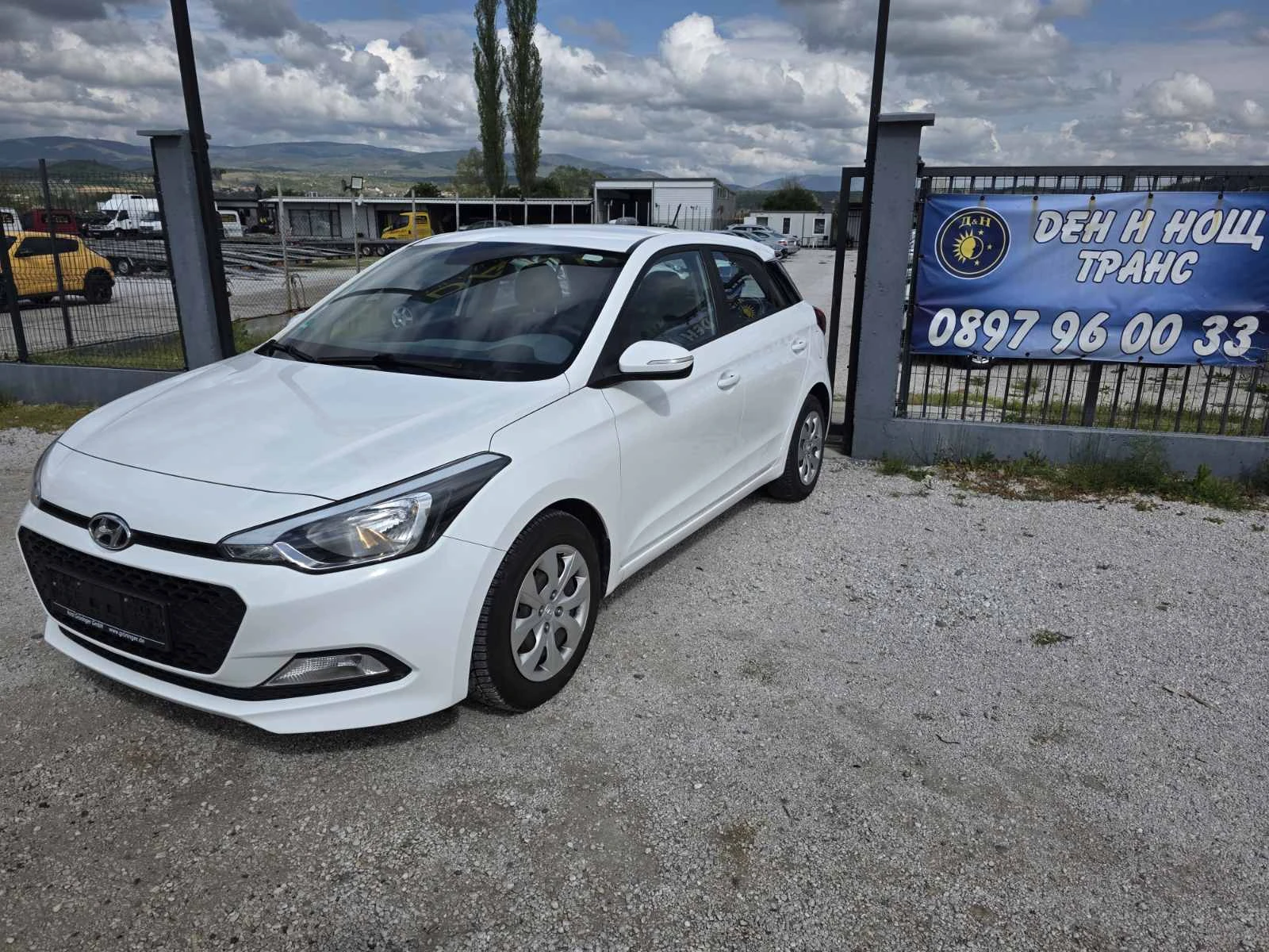 Hyundai I20 1.2, снимка 2 - Автомобили и джипове - 54280214