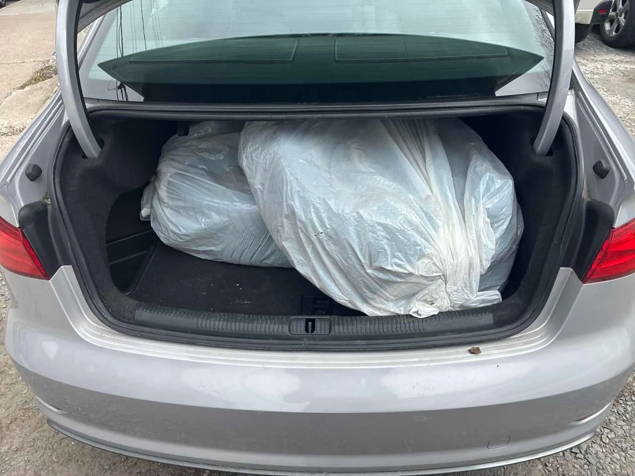 Audi A3 * 2.0T Progressiv* PANO* KEYLESS* ПОДГРЕВ* , снимка 15 - Автомобили и джипове - 54347128