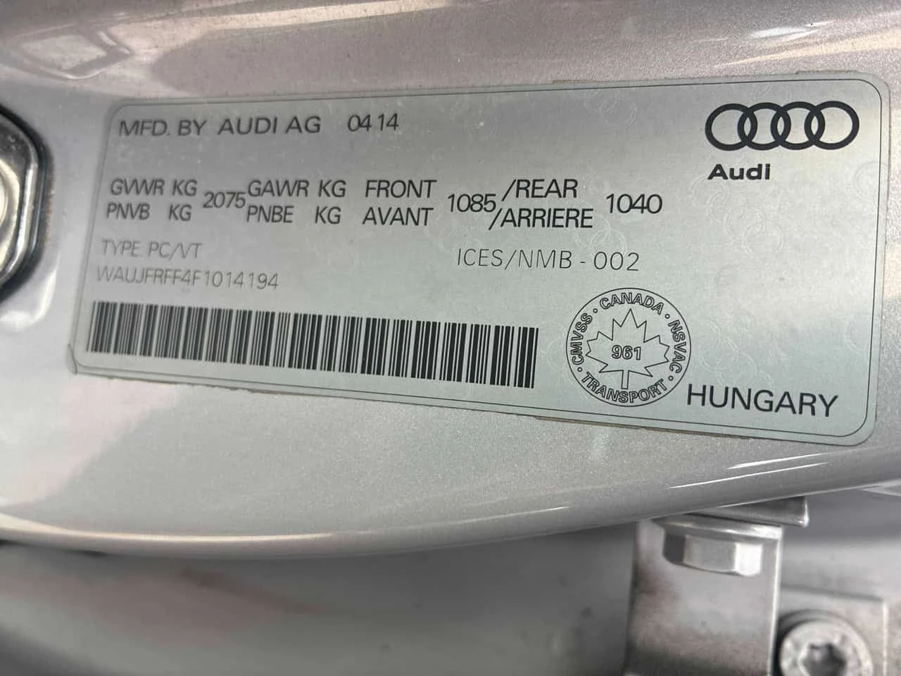 Audi A3 * 2.0T Progressiv* PANO* KEYLESS* ПОДГРЕВ* , снимка 10 - Автомобили и джипове - 54347128