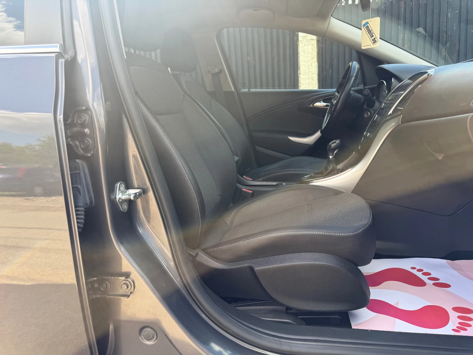 Opel Astra 1.7CDTI COSMO, снимка 8 - Автомобили и джипове - 54413718
