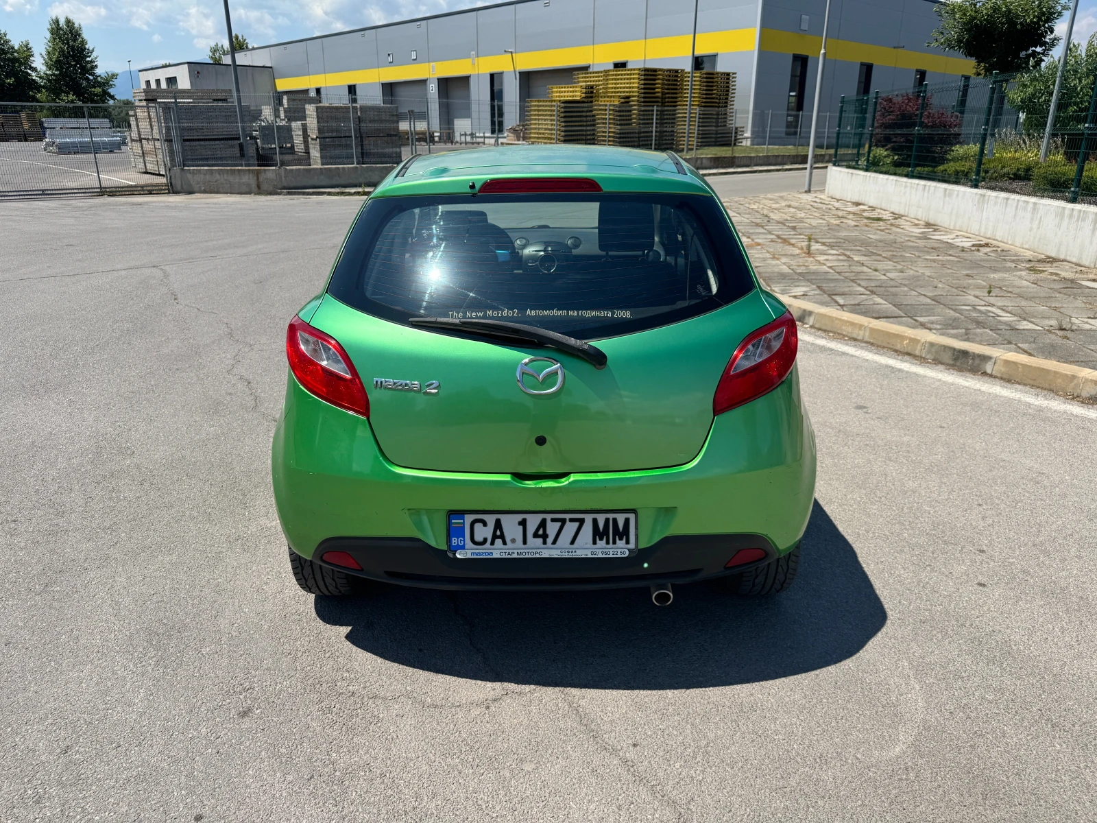 Mazda 2 1.3i-верига, снимка 5 - Автомобили и джипове - 54457946